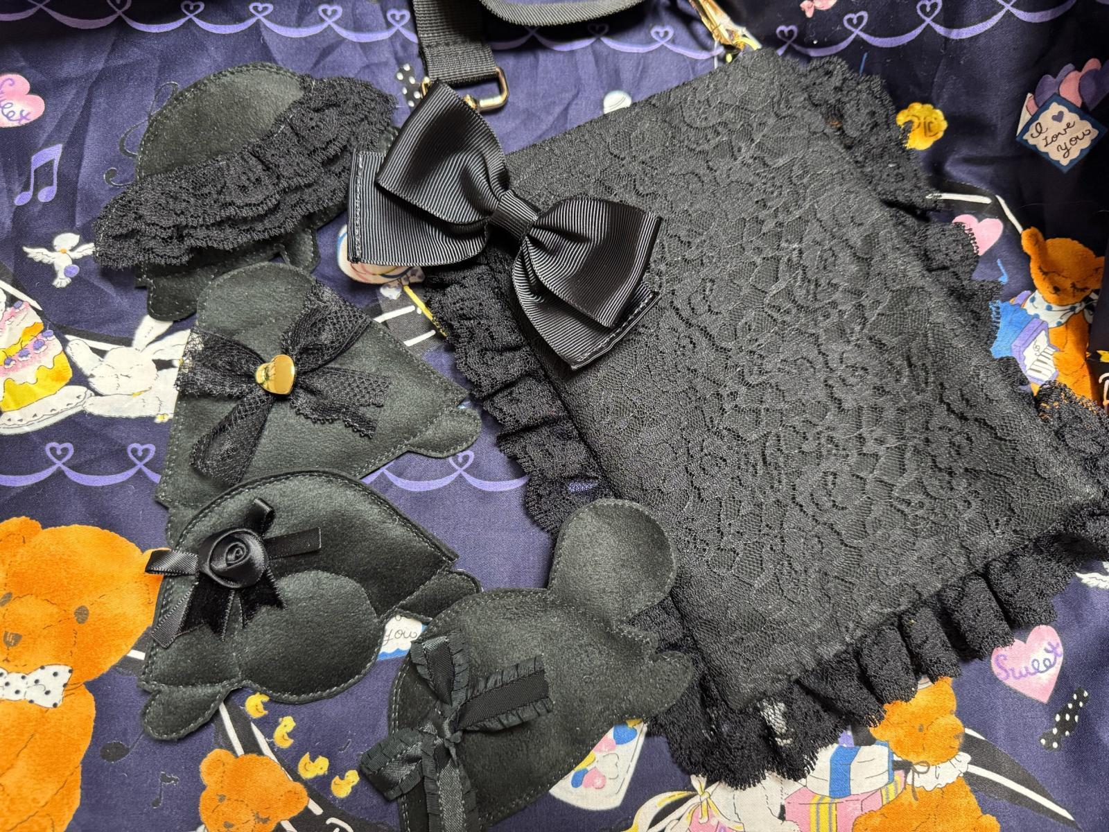 画像2: お出かけカメちゃん　スマホサコッシュ　（黒レース×黒カメちゃん）